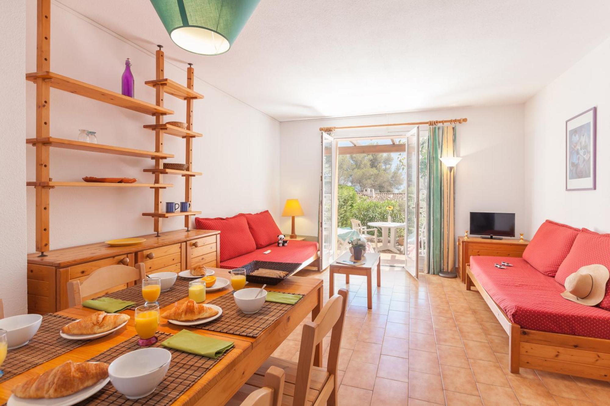 Residence Partenaire Le Domaine De Garlande Cavalaire-sur-Mer Bagian luar foto