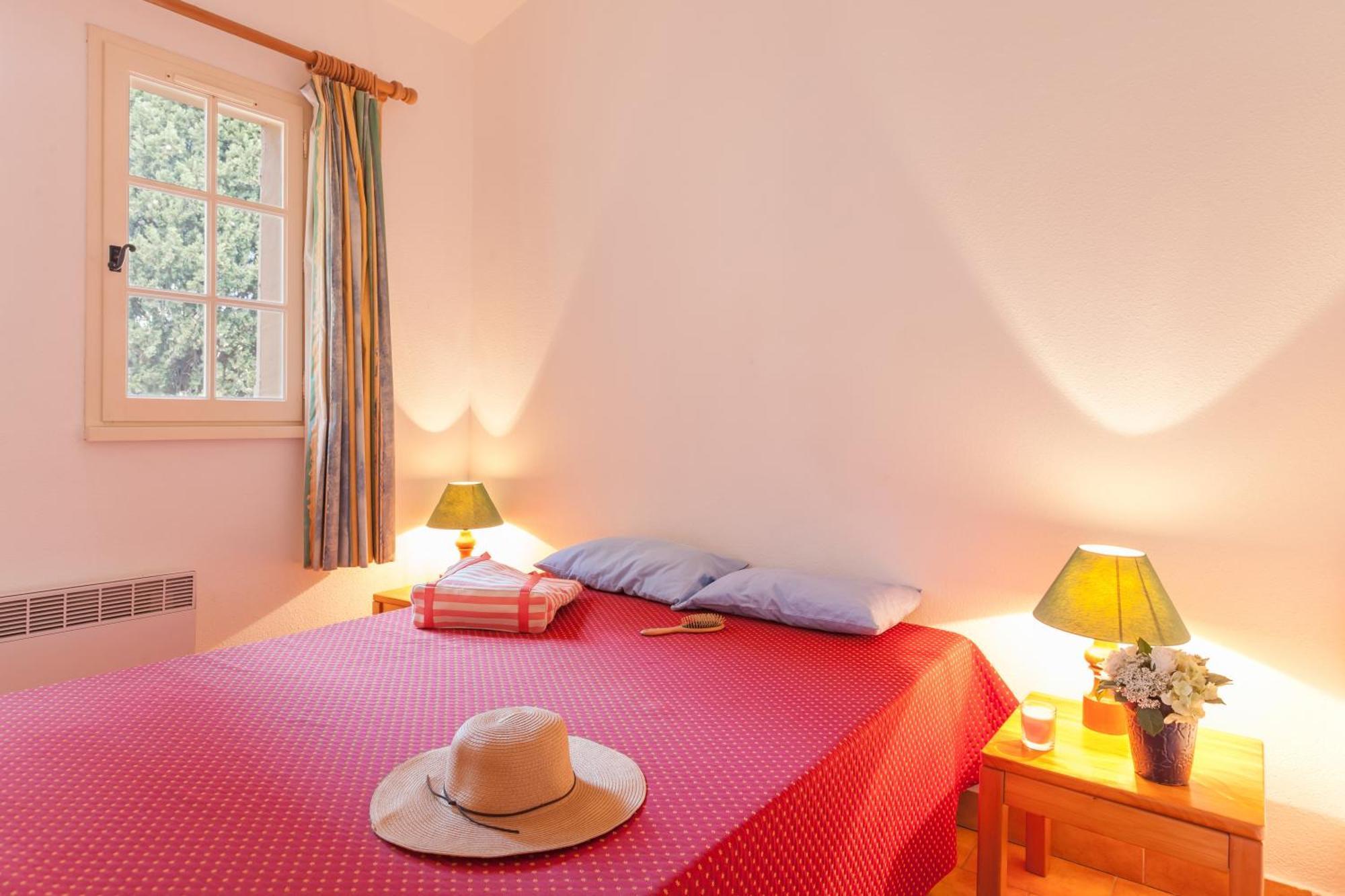 Residence Partenaire Le Domaine De Garlande Cavalaire-sur-Mer Bagian luar foto