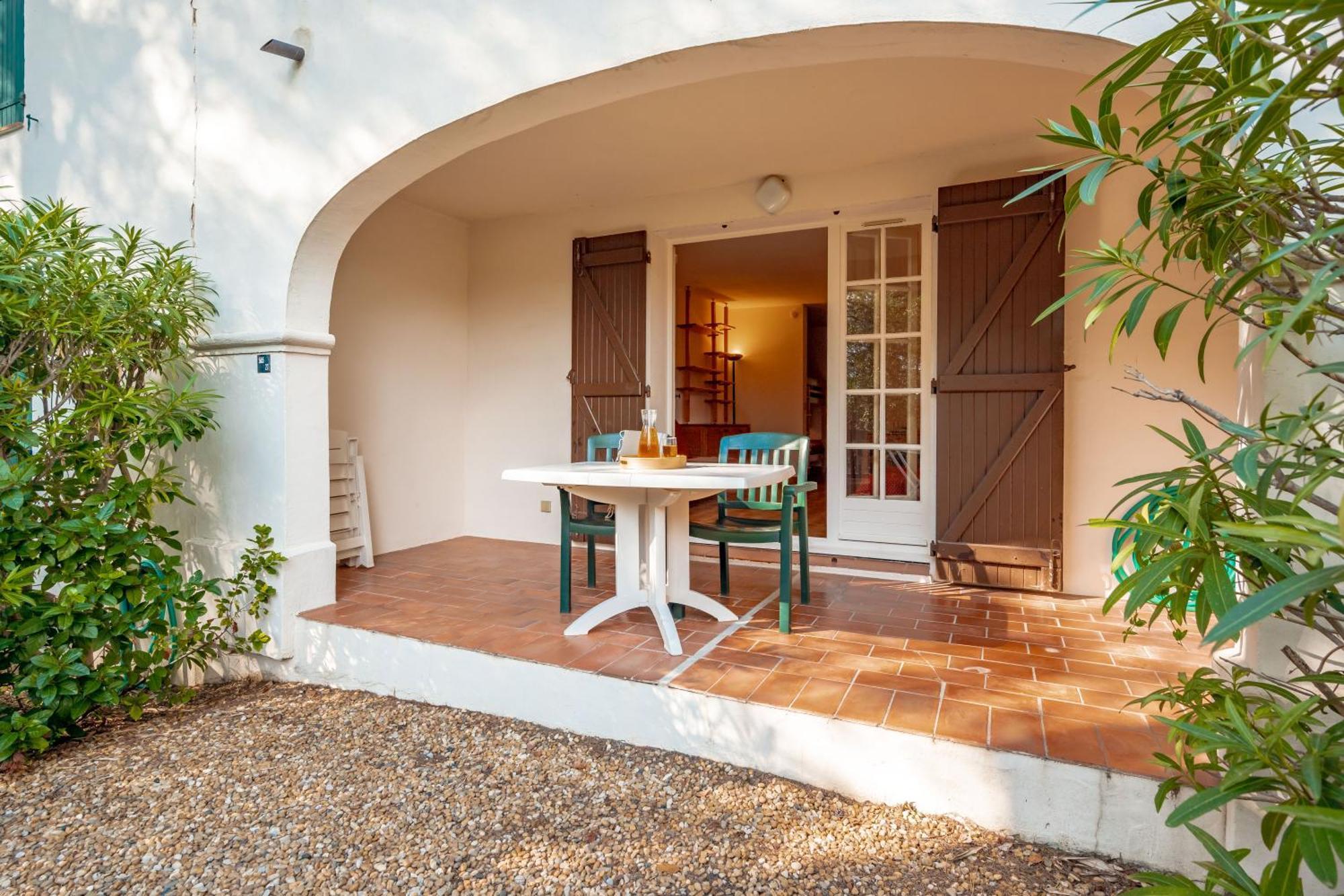 Residence Partenaire Le Domaine De Garlande Cavalaire-sur-Mer Bagian luar foto